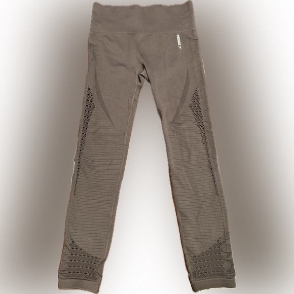 Gymshark Pants - Gymshark MED energy seamless Gray eyelet detailed active compression Leggings
